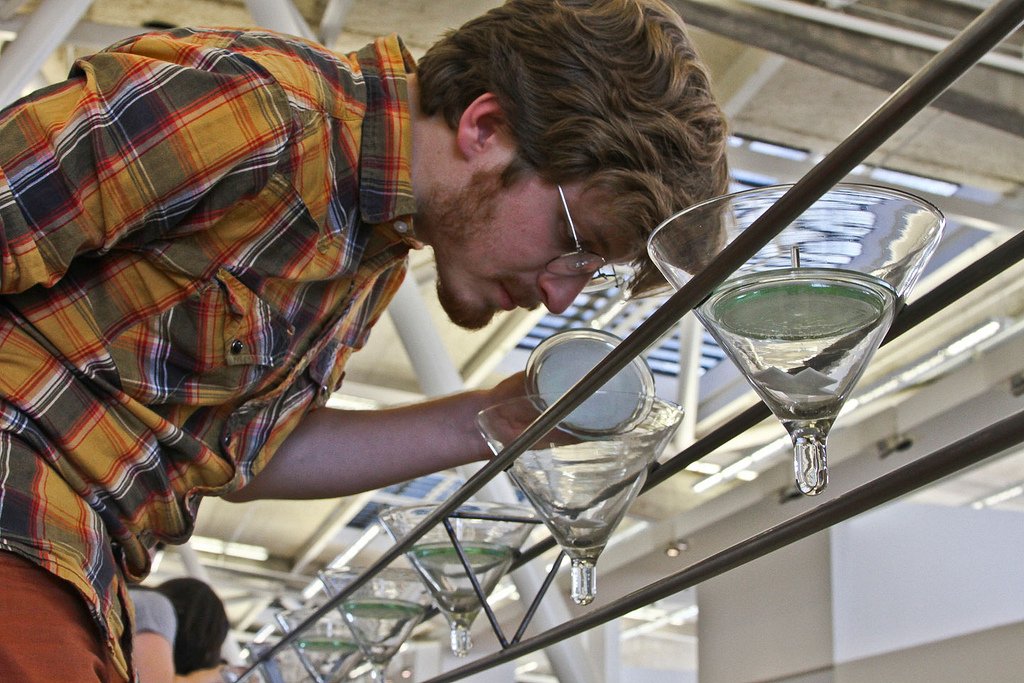 AN OLFACTORY ARCHIVE: AN EXHIBITION